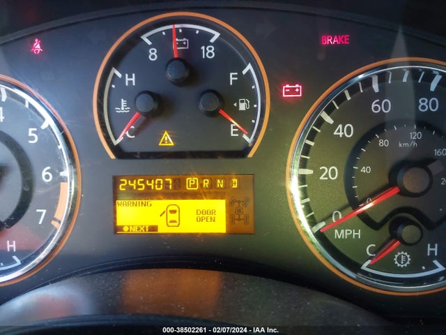 2011 NISSAN ARMADA SL VIN: 5N1BA0ND5BN607028