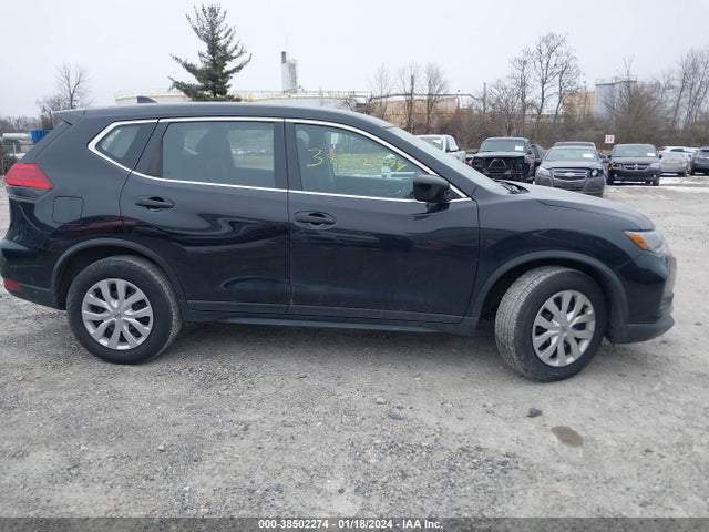 Nissan ROGUE S 2017 KNMAT2MV9HP559546 Image 13