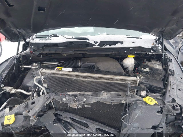 RAM 1500 Laramie  4x4 5'7 Box 2018 1C6RR7NG3JS284507 Image 10