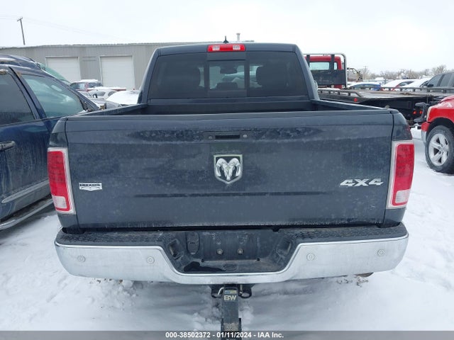 RAM 1500 Laramie  4x4 5'7 Box 2018 1C6RR7NG3JS284507 Image 16