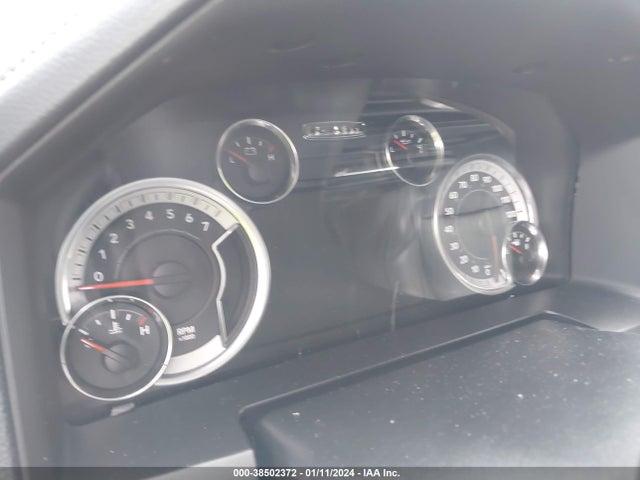RAM 1500 Laramie  4x4 5'7 Box 2018 1C6RR7NG3JS284507 Image 7