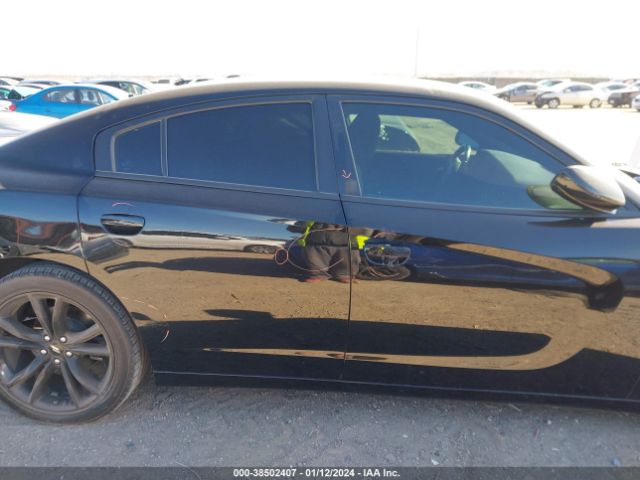 2C3CDXBG5JH290113 Dodge Charger Sxt Rwd
