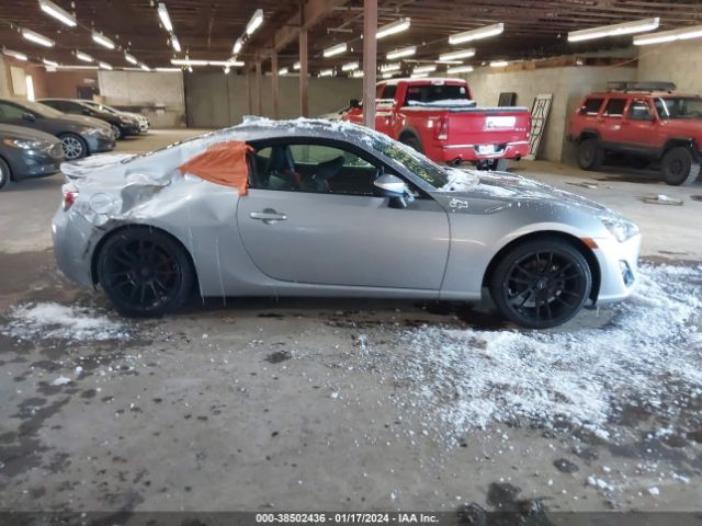 JF1ZNAA1XG8708389 Scion FR-S
