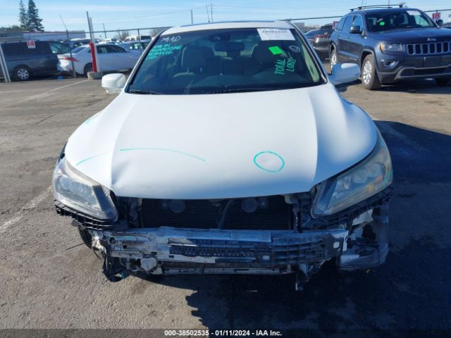 1HGCR3F9XFA011456 Honda Accord Touring
