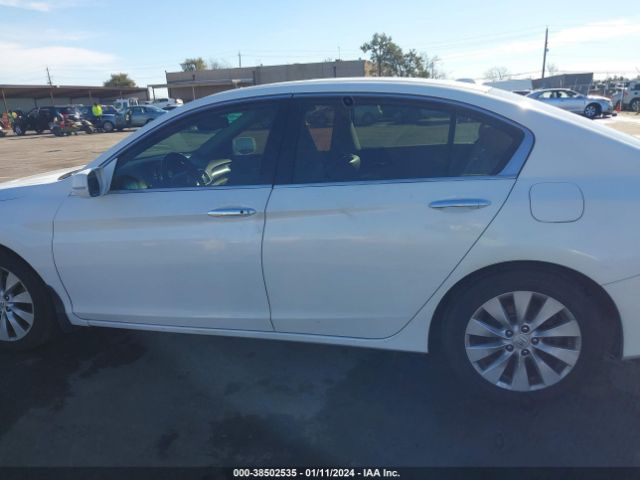 1HGCR3F9XFA011456 Honda Accord Touring