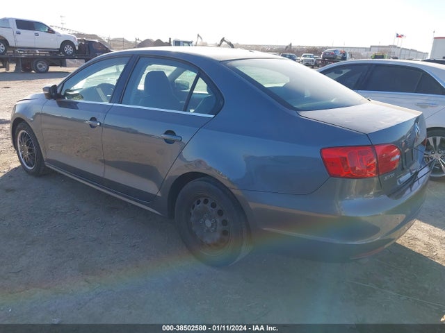2013 VOLKSWAGEN JETTA 2.5L SE VIN: 3VWDP7AJ4DM281975