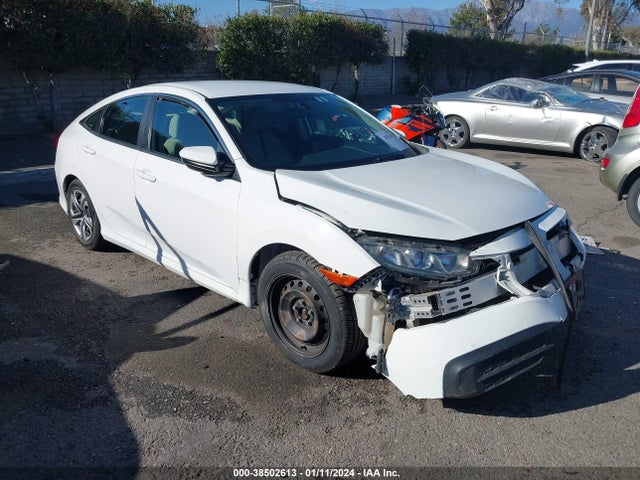 Honda Civic Lx 2018 2HGFC2F56JH531878 Image 1