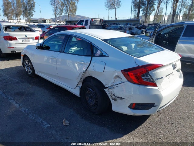 Honda Civic Lx 2018 2HGFC2F56JH531878 Image 3