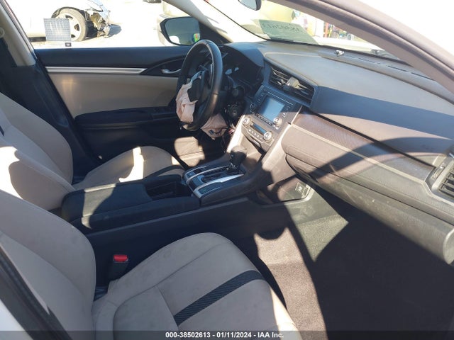 Honda Civic Lx 2018 2HGFC2F56JH531878 Image 5