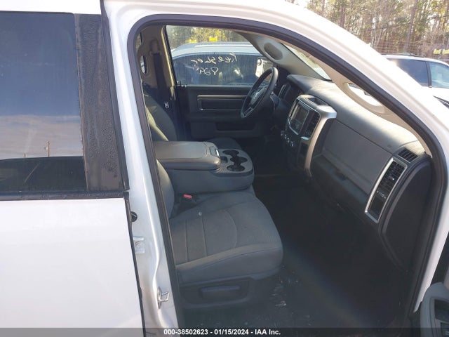 1C6RR7GT7JS306518 RAM 1500 Slt Quad Cab 4x4 6'4 Box