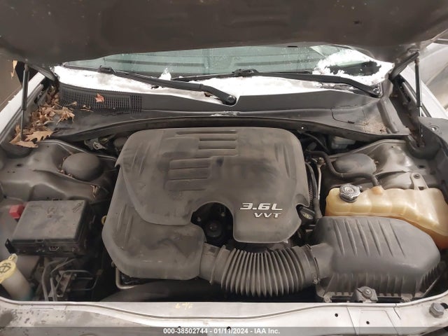 2011 DODGE CHARGER VIN: 2B3CL3CG6BH590445