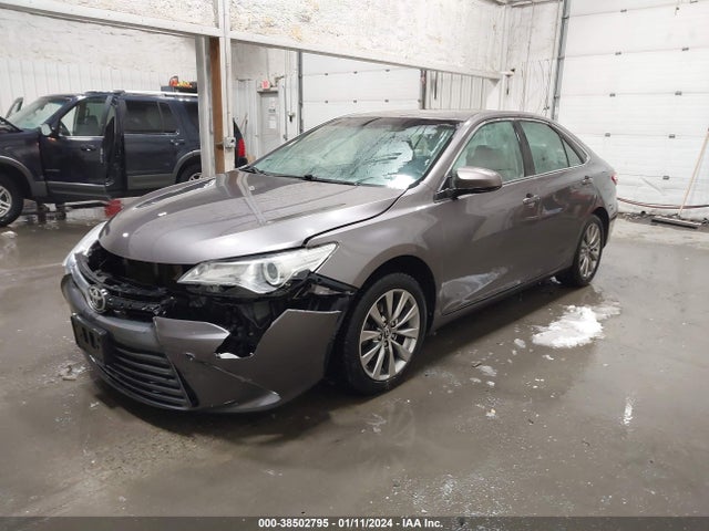 Toyota CAMRY XLE 2015 4T1BF1FK0FU918785 Image 2