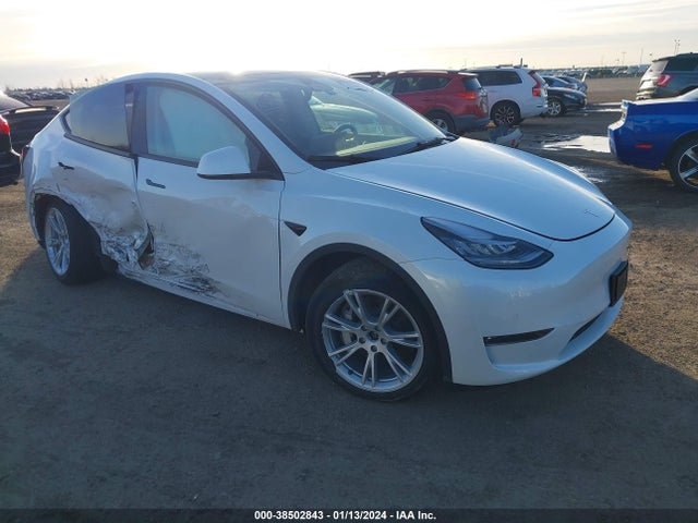 7SAYGAEE3NF576735, 2022 Tesla Model Y Long Range Dual Motor All-wheel ...