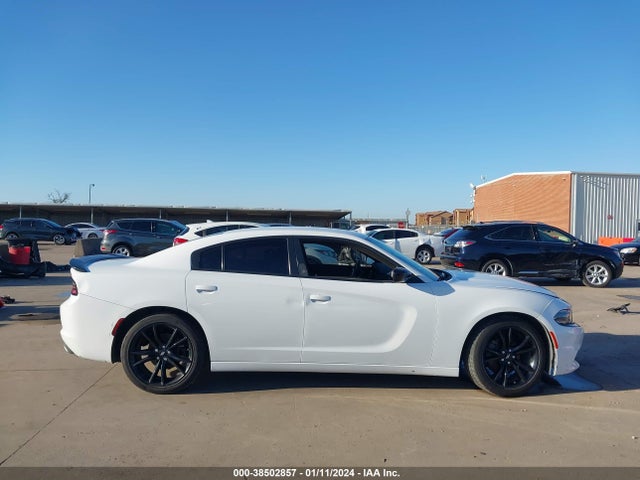 2C3CDXBG6JH290041 Dodge Charger Sxt Rwd