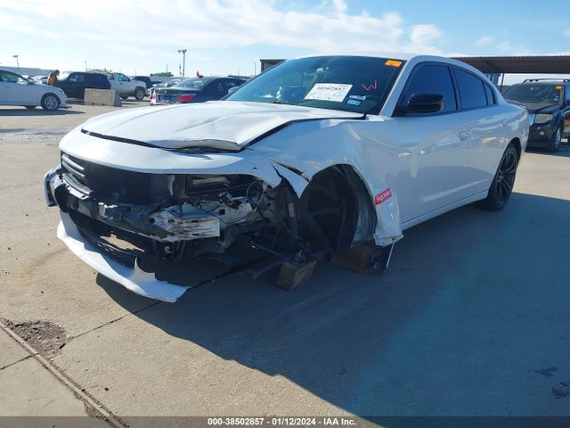 2C3CDXBG6JH290041 Dodge Charger Sxt Rwd