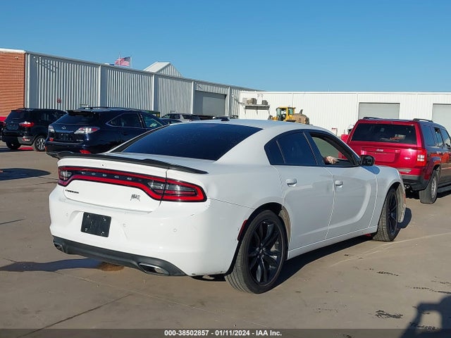 2C3CDXBG6JH290041 Dodge Charger Sxt Rwd