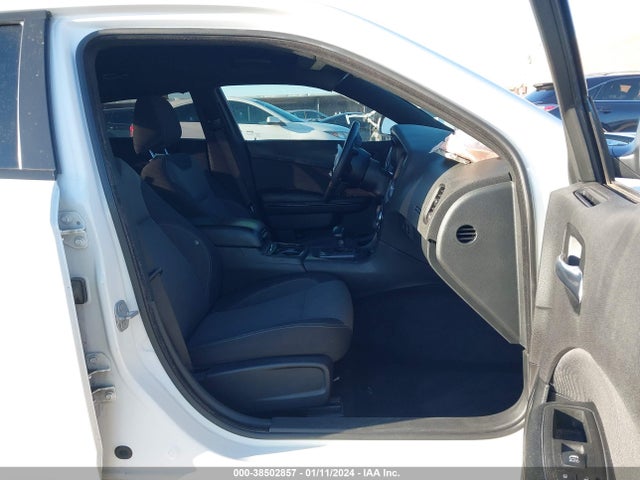 2C3CDXBG6JH290041 Dodge Charger Sxt Rwd