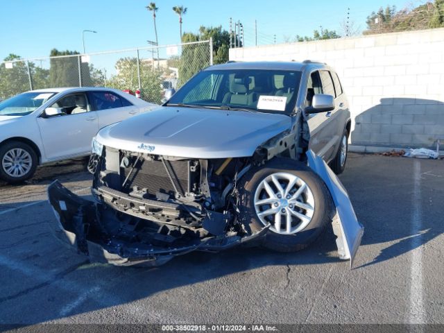 1C4RJEAG0JC193571 Jeep Grand Cherokee Laredo E 4x2