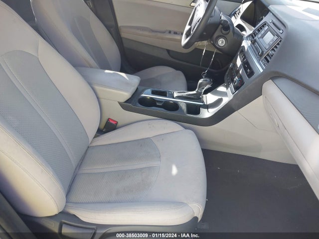 2015 HYUNDAI SONATA SE VIN: 5NPE24AF7FH073906