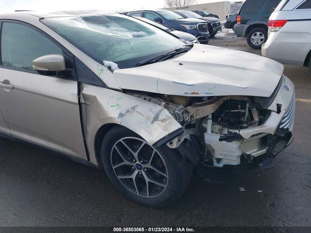 Ford FOCUS SEL 2018 1FADP3H23JL279163 Image 6