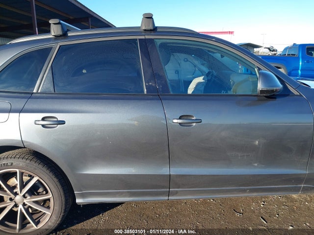 WA1D7AFP0HA022281 Audi Q5 3.0t Premium Plus