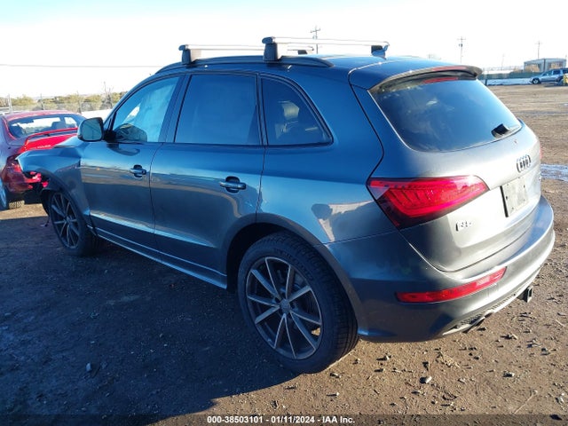 WA1D7AFP0HA022281 Audi Q5 3.0t Premium Plus