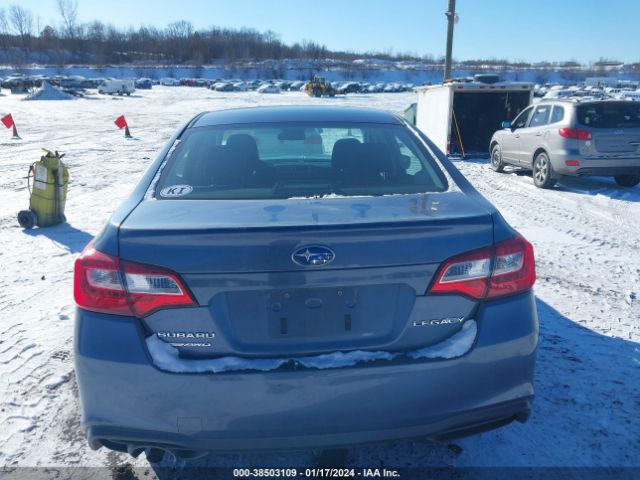 4S3BNAA61J3046732 Subaru Legacy 2.5i