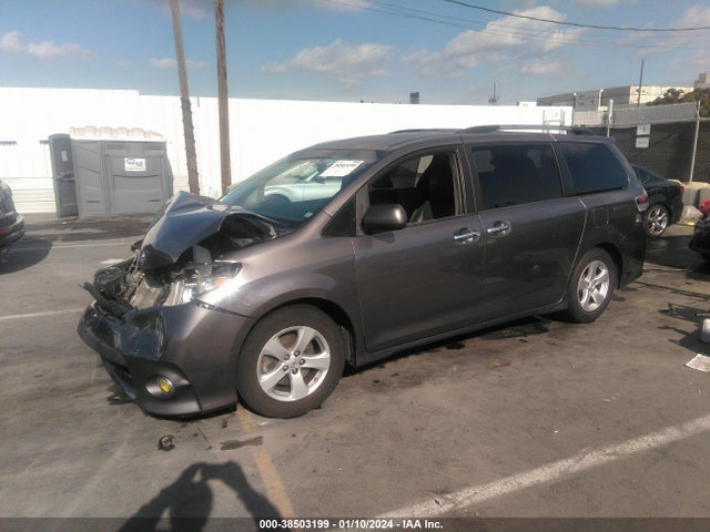 2014 TOYOTA SIENNA SE 8 PASSENGER VIN: 5TDXK3DC7ES504659