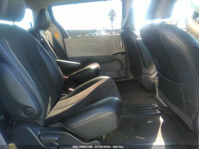 2014 TOYOTA SIENNA SE 8 PASSENGER VIN: 5TDXK3DC7ES504659