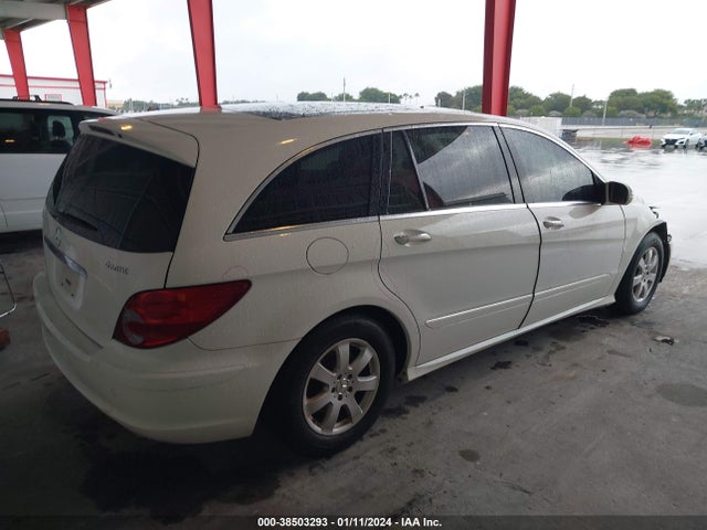 2007 MERCEDES-BENZ R 350 4MATIC VIN: 4JGCB65E27A055628