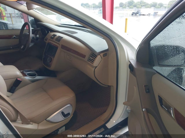 2007 MERCEDES-BENZ R 350 4MATIC VIN: 4JGCB65E27A055628