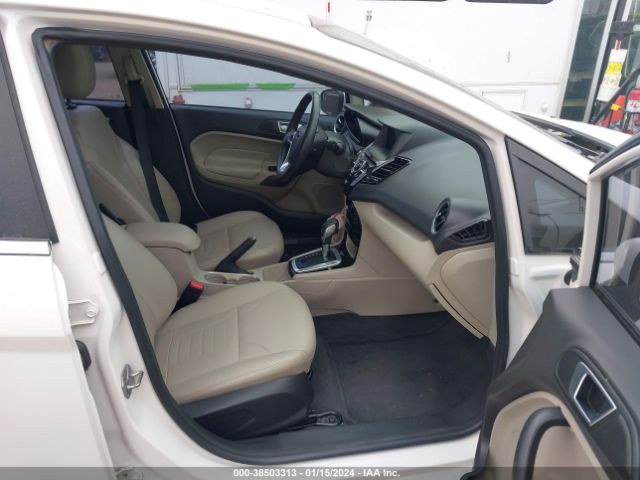 3FADP4FJ3GM208035 Ford Fiesta Titanium