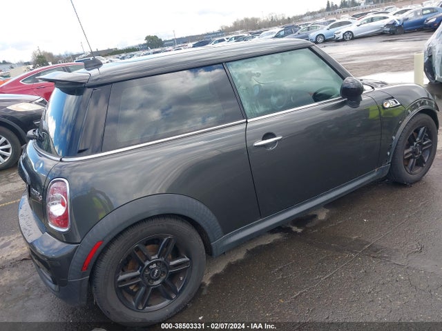 2013 MINI HARDTOP WMWSV3C58DT476839 Photo 3