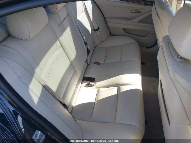BMW 535i Xdrive 2014 WBA5B3C59ED536600 Image 8