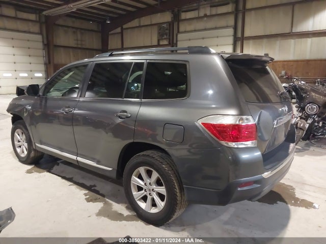 2012 TOYOTA HIGHLANDER BASE V6 VIN: 5TDBK3EHXCS127925