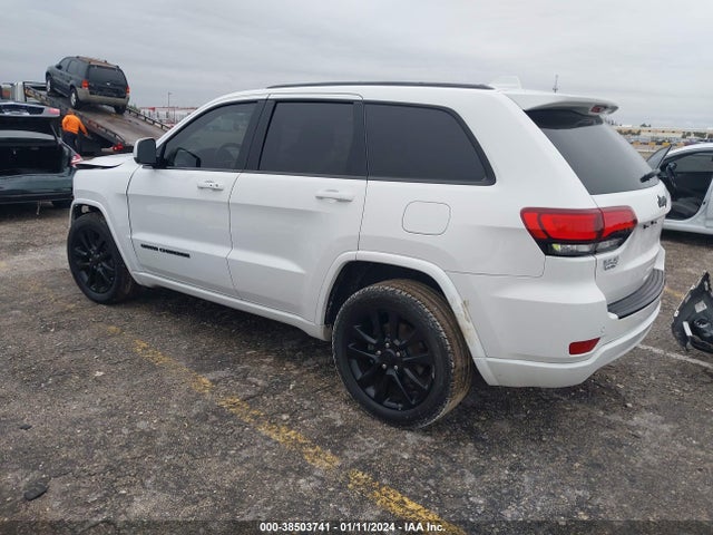 1C4RJEAG0JC407832 Jeep Grand Cherokee Altitude 4x2