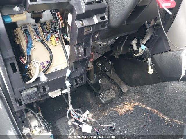 Toyota Rav4 Limited 2015 2T3DFREV2FW291677 Image 6