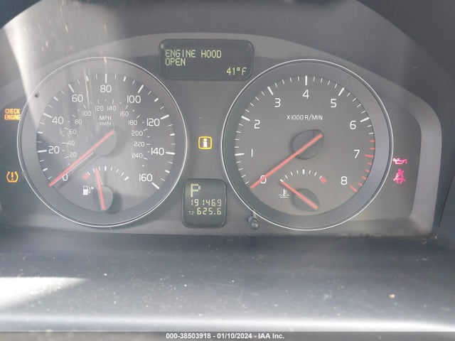 2008 VOLVO S40 2.4I VIN: YV1MS382382395370