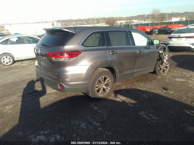 Toyota Highlander Le 2019 5TDBZRFH4KS740778 Image 4