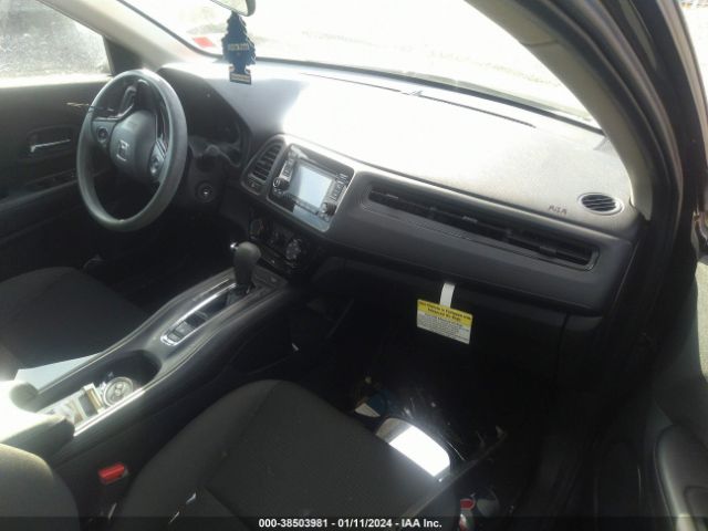 3CZRU6H31NM748316 Honda Hr-v Awd Lx
