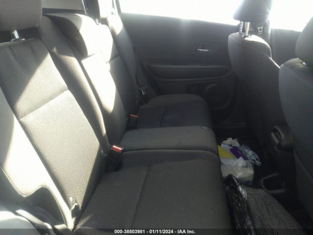 3CZRU6H31NM748316 Honda Hr-v Awd Lx