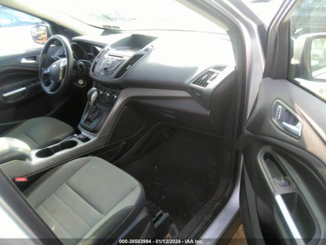 1FMCU9GX6EUD90980 Ford ESCAPE SE