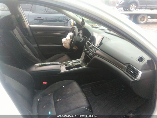 1HGCV3F41JA015677 Honda Accord Hybrid Ex