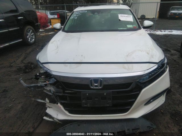1HGCV3F41JA015677 Honda Accord Hybrid Ex
