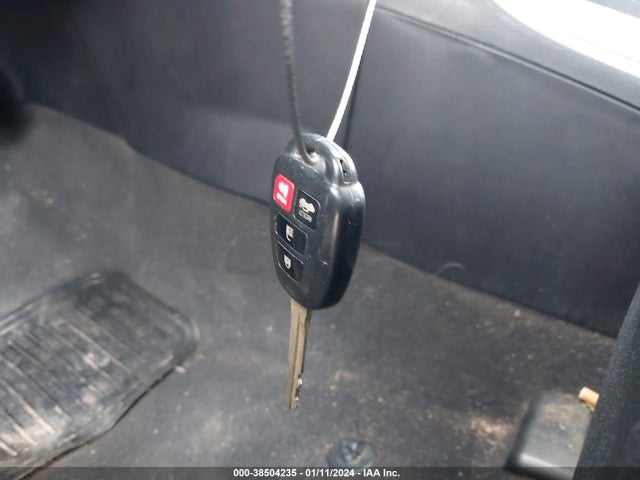 Toyota COROLLA SE 2019 2T1BURHEXKC238268 Image 11