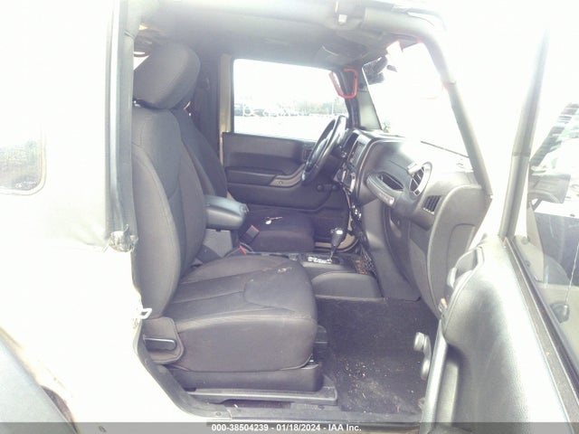 1C4AJWAGXHL658063 Jeep Wrangler Sport 4x4
