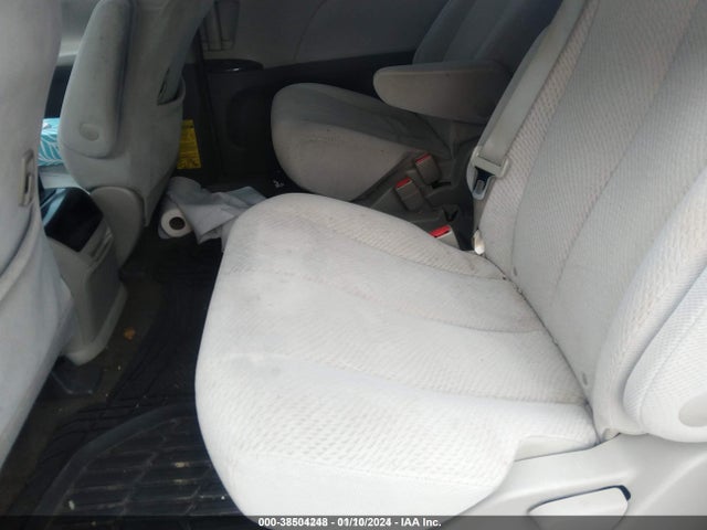 2012 TOYOTA SIENNA LE V6 8 PASSENGER VIN: 5TDKK3DC7CS189336