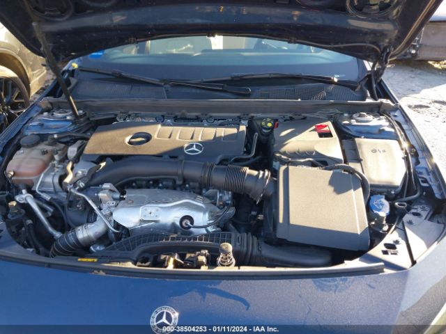 WDD3G4EB7KW019581 Mercedes-Benz A 220