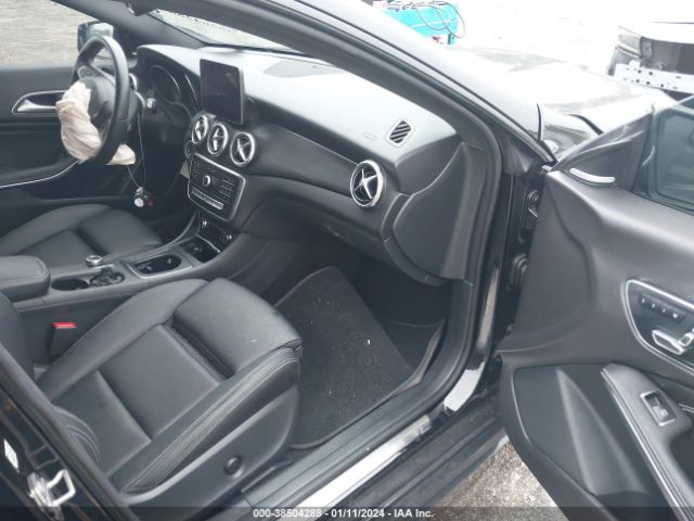 WDDSJ4GB6JN620916 Mercedes-Benz CLA 250 4MATIC