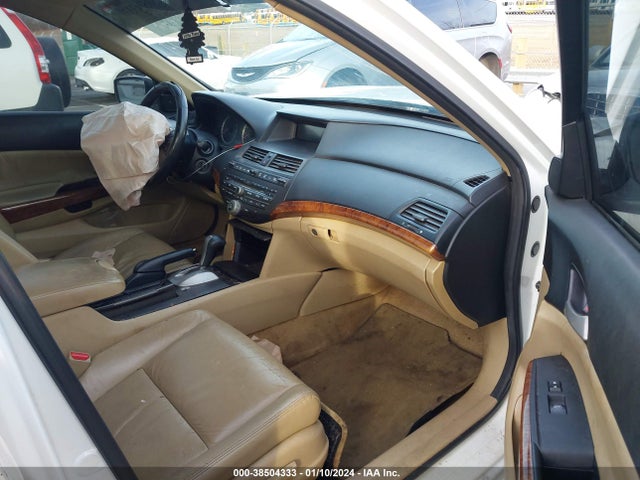 2011 HONDA ACCORD 2.4 EX-L VIN: 1HGCP2F81BA053144
